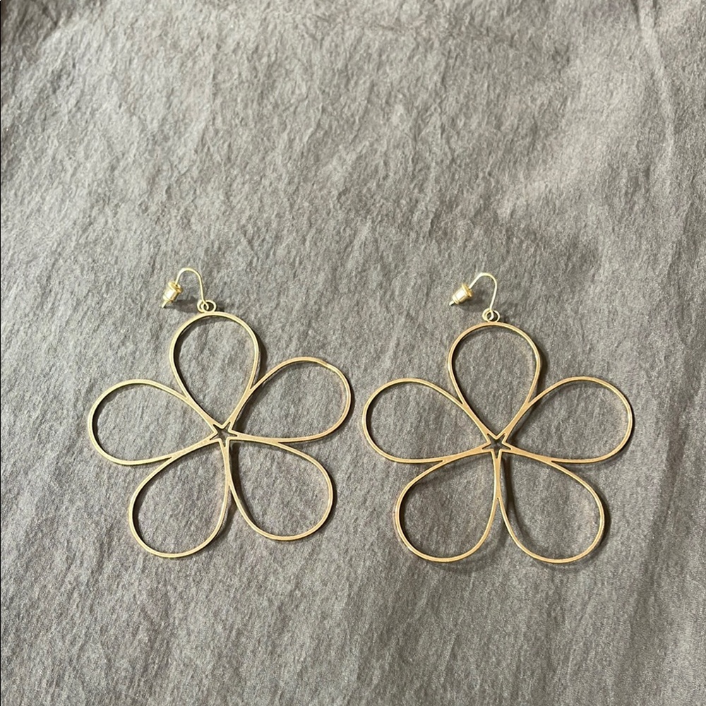 Gold Flower Earrings